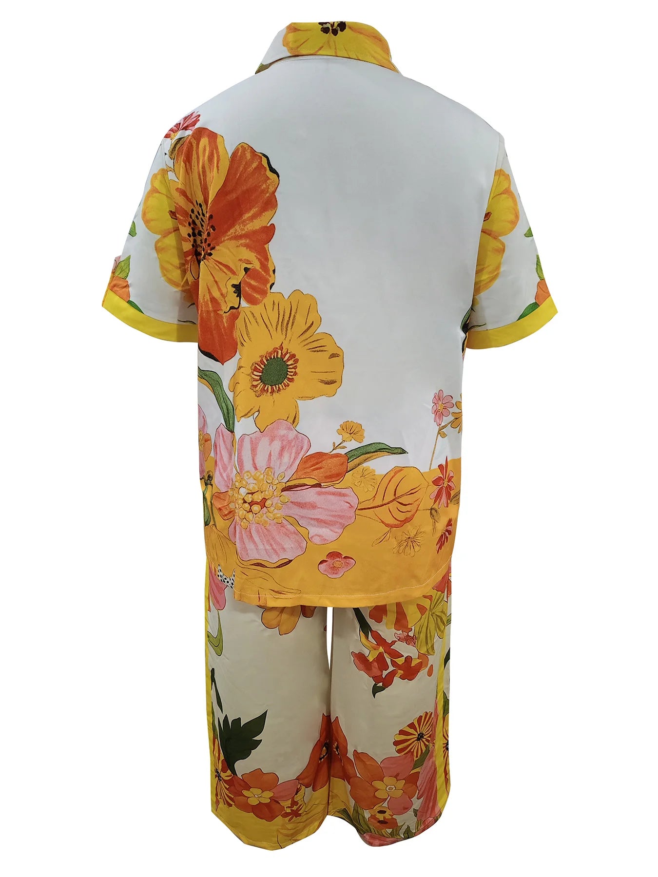 Floral Women's Beach Set With Sleeve Straps And Button Details
