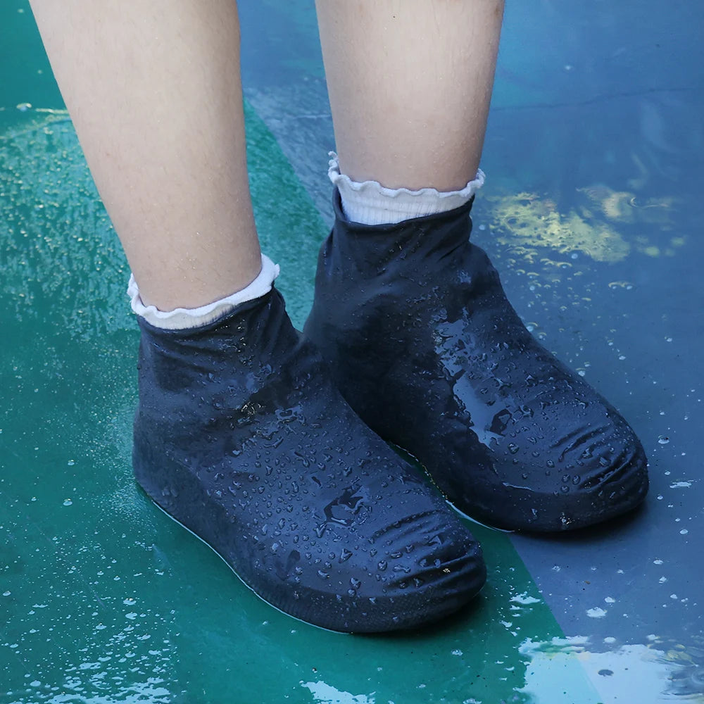 Portable Thickened Latex Shoe Covers Waterproof Non Slip Outdoor Use