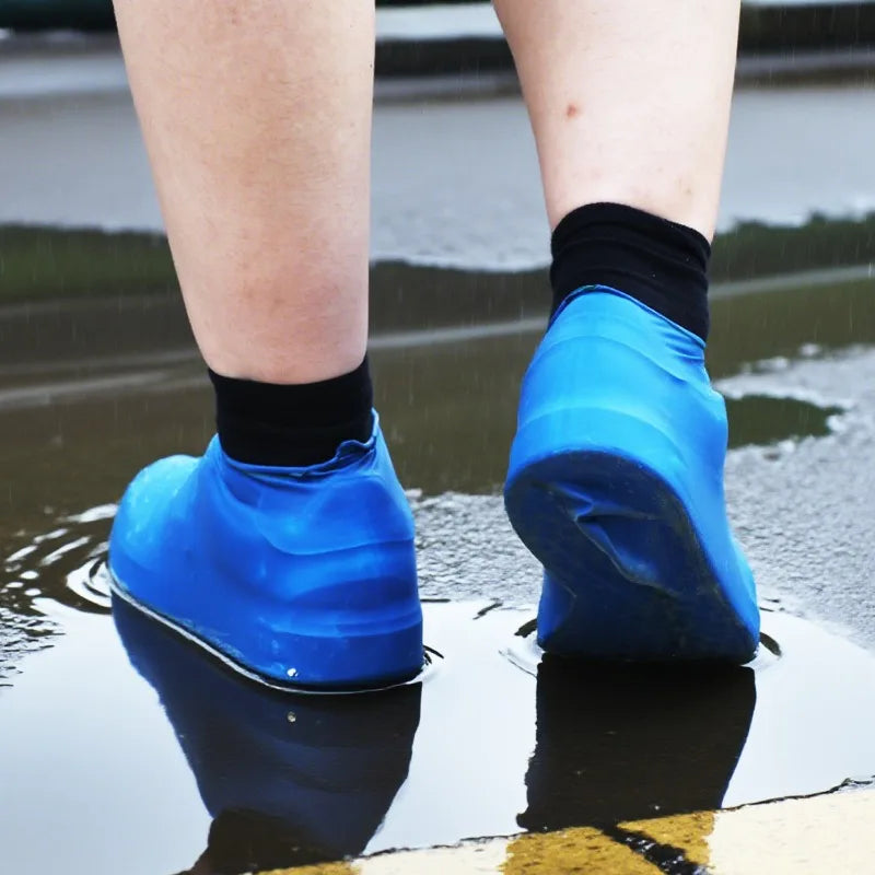 Portable Thickened Latex Shoe Covers Waterproof Non Slip Outdoor Use
